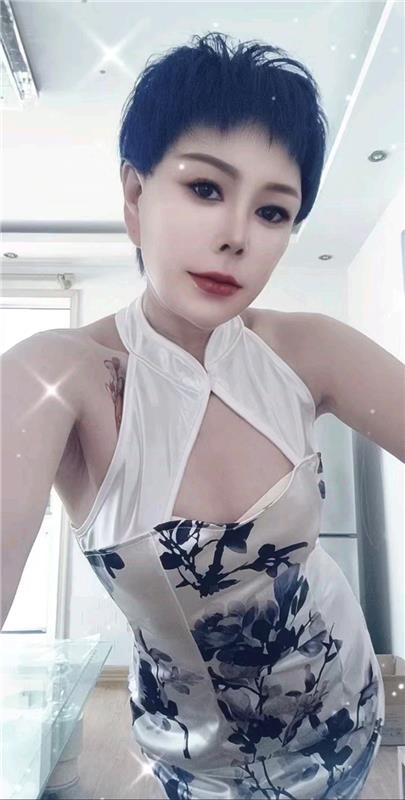 山东青岛短发熟女丝袜69-2.png